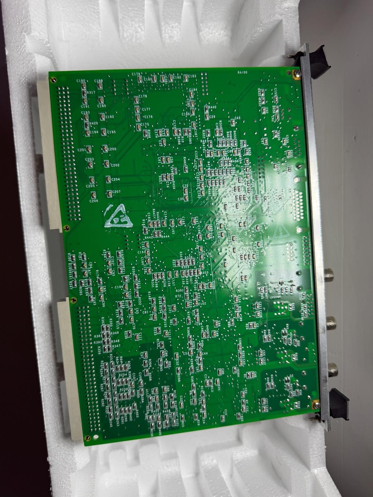 IS215VCMIH2C — photo 2